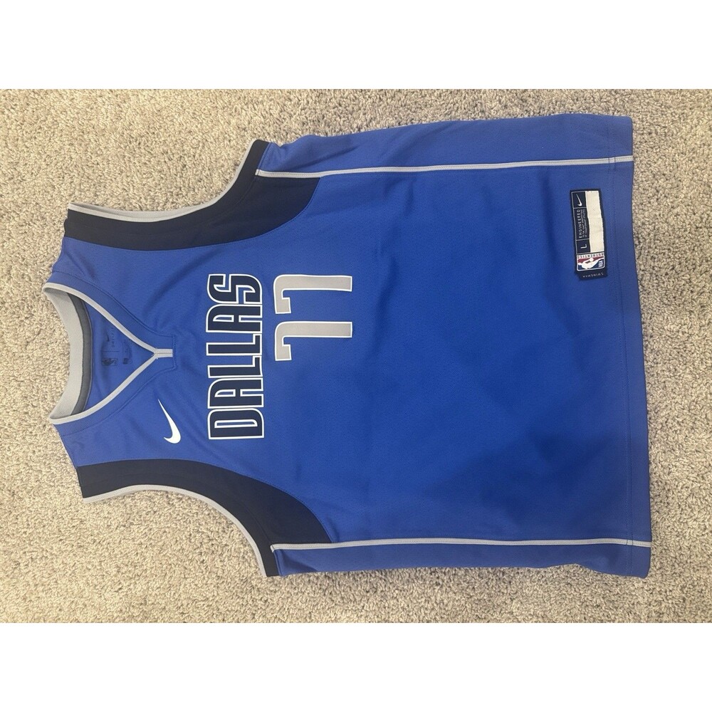 Nike Luka Doncic Dallas Mavericks Jersey #77 Blue Size Large Youth
